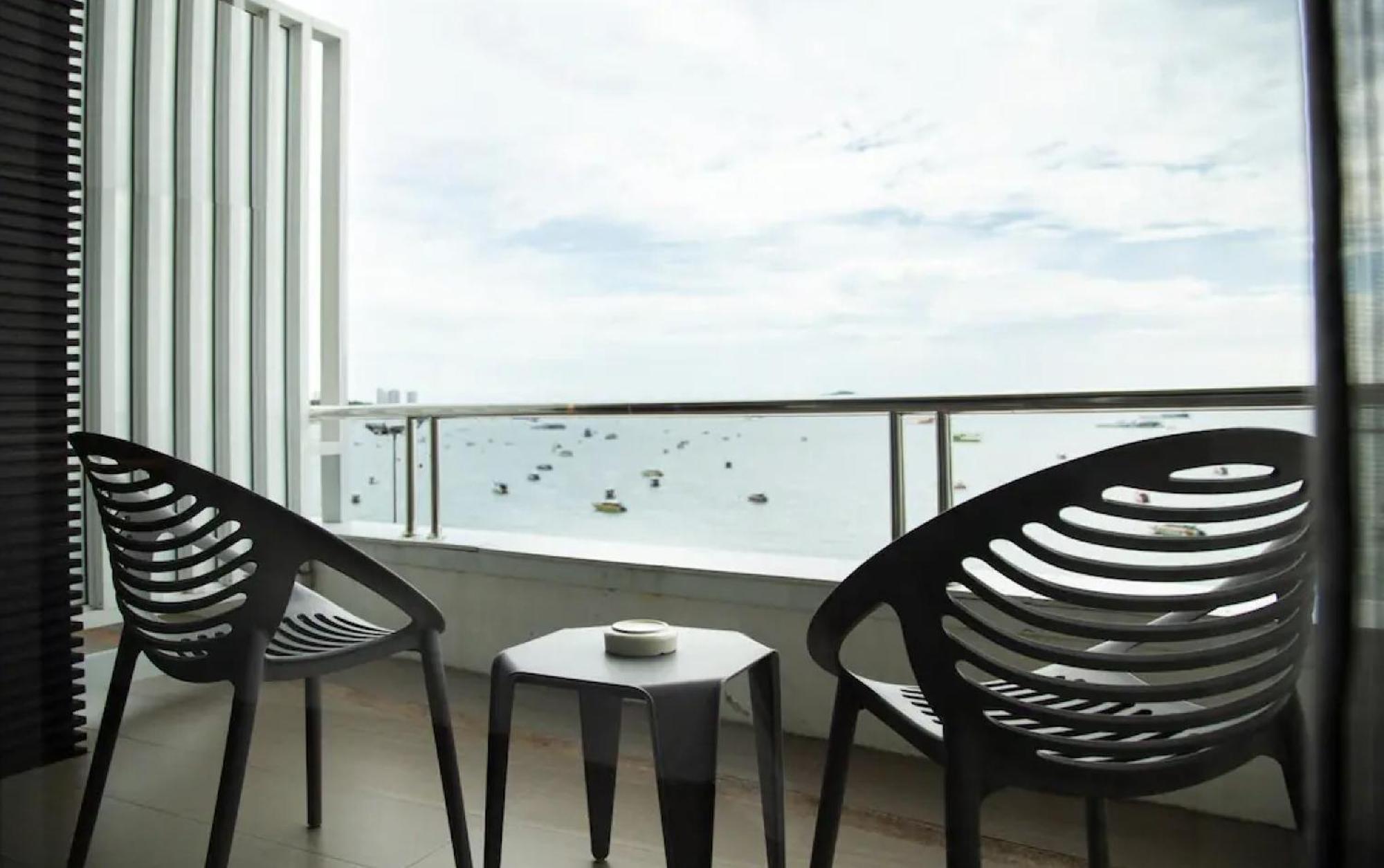 Baboona Beachfront Living Pattaya Zewnętrze zdjęcie