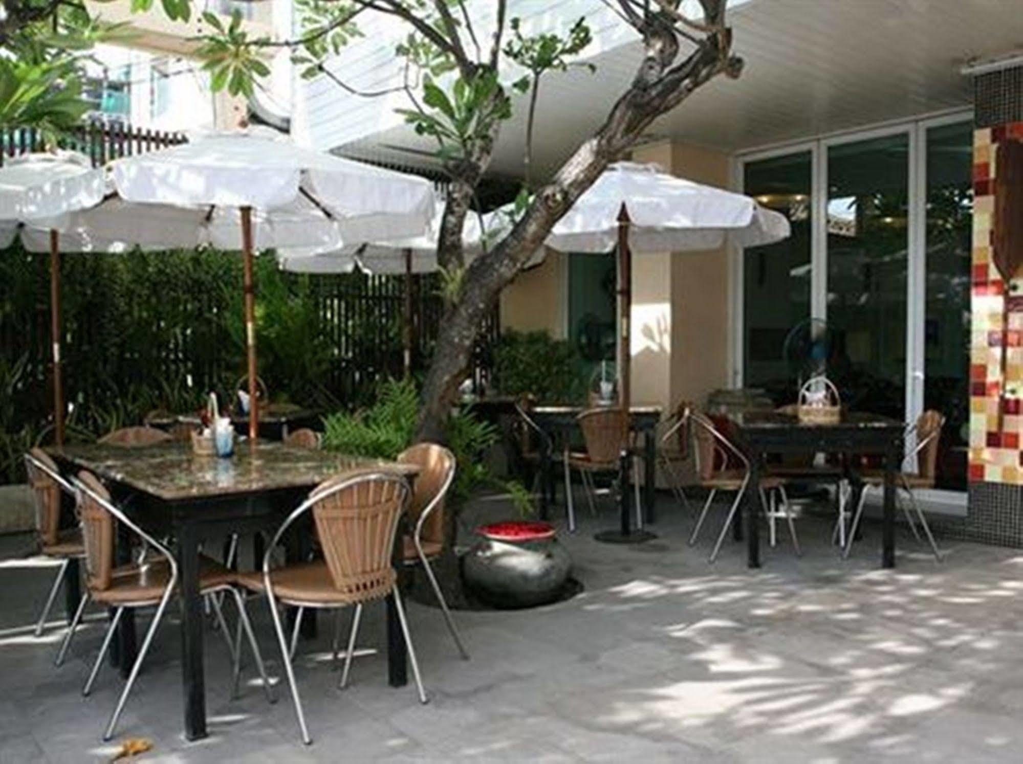Baboona Beachfront Living Pattaya Zewnętrze zdjęcie